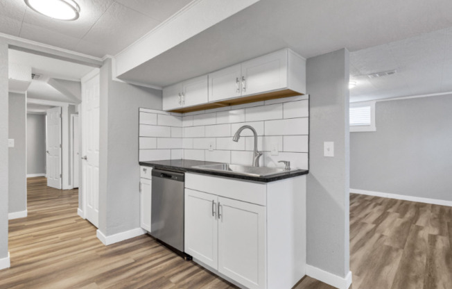 1215 12 ST