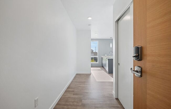 1 bed, 1 bath, 653 sqft, $1,950, Unit 302