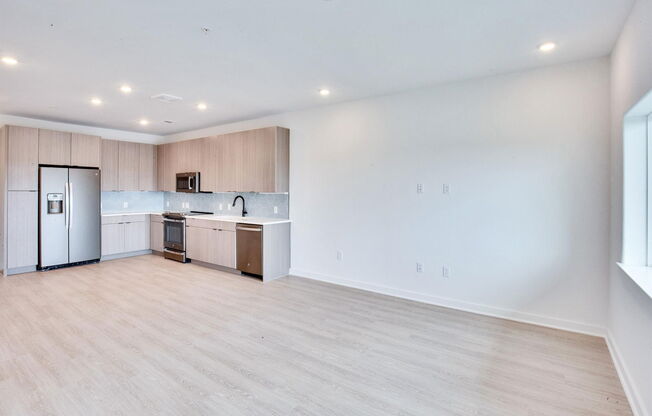 2 beds, 2 baths, 1,015 sqft, $1,699, Unit Apartment 407