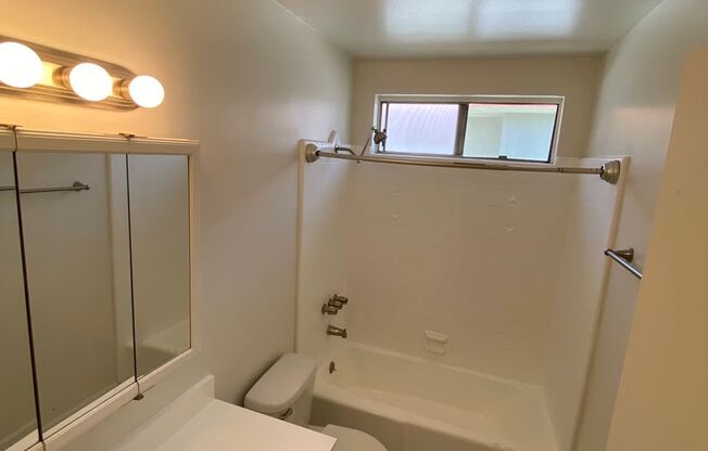 1 bed, 1 bath, $2,099