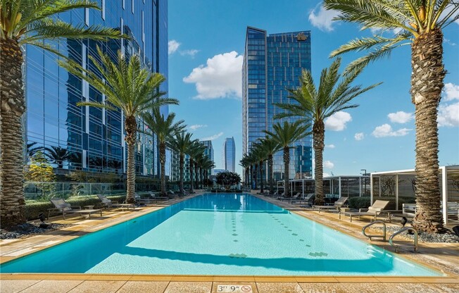 2 beds, 2 baths, 1,305 sqft, $5,150, Unit 2511