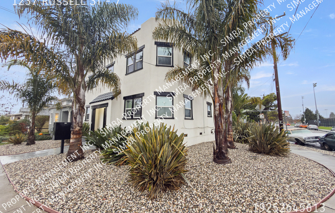 1237 RUSSELL ST