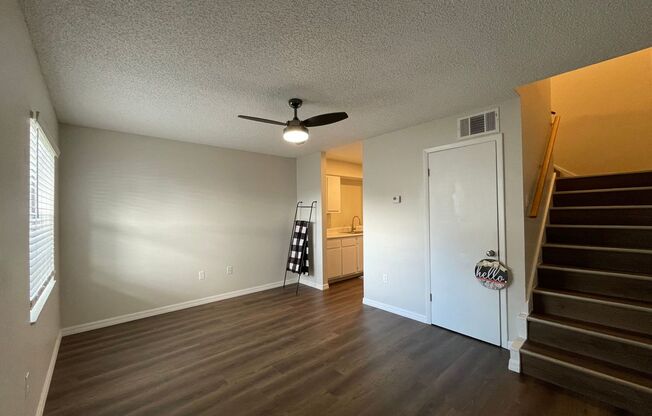 2 beds, 1.5 baths, 846 sqft, $1,499, Unit 207