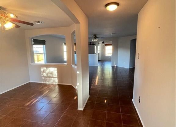1002 TER DR