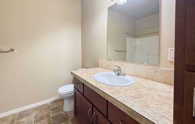 2 beds, 2 baths, 1,090 sqft, $1,600, Unit 523-05