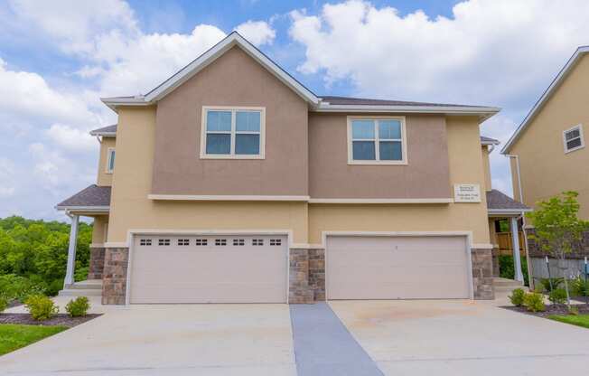 Exterior area at Prairie Creek Apartments & Townhomes, Lenexa, Kansas