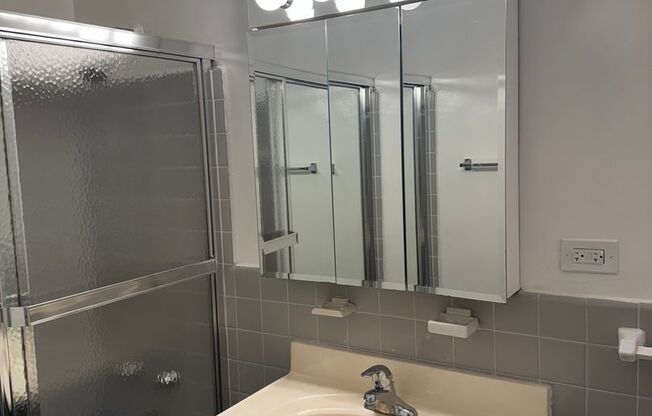 Studio, 1 bath, 650 sqft, $1,495, Unit 418-0104