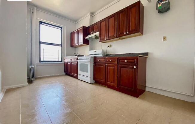 601 W 160 ST