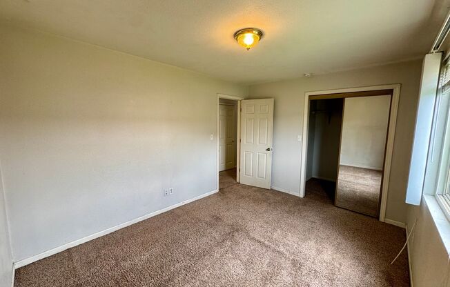 399 W Allen