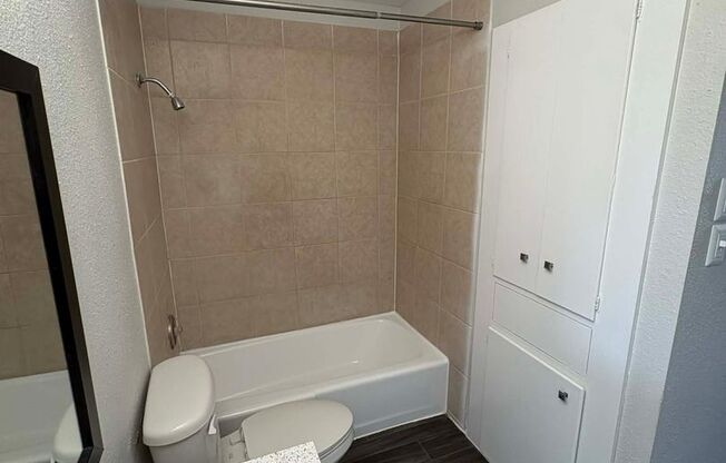 1 bed, 1 bath, 455 sqft, $913, Unit 14-1406