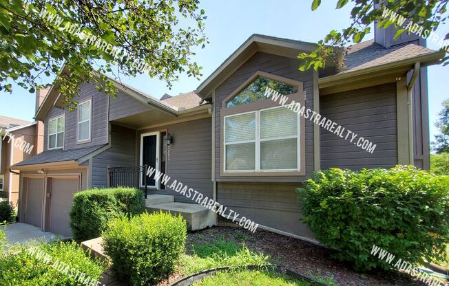 Beautiful 4 Bedroom/3 Bath Home in South Olathe- Available NOW!!