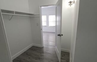 Studio, 1 bath, $1,595, Unit 1842-6