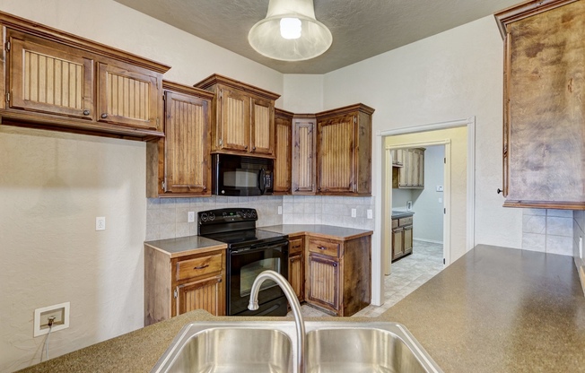 3 beds, 2 baths, $2,035