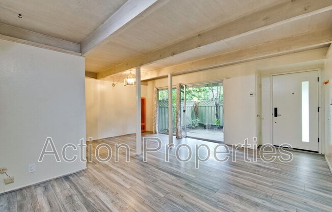 278 MONROE DR