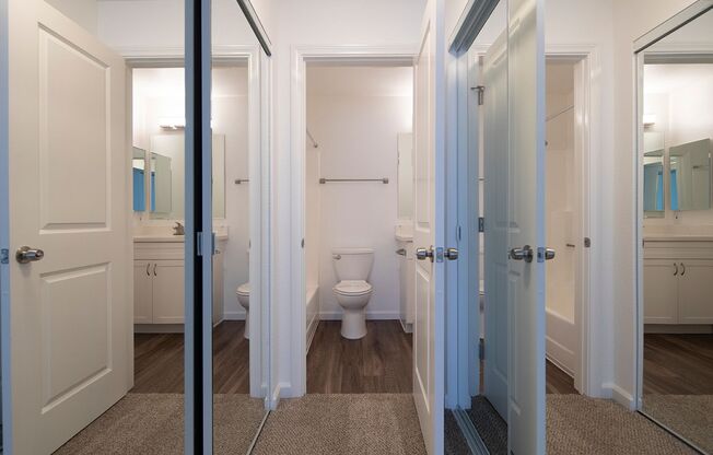 2 beds, 2 baths, 965 sqft, $2,895, Unit 225