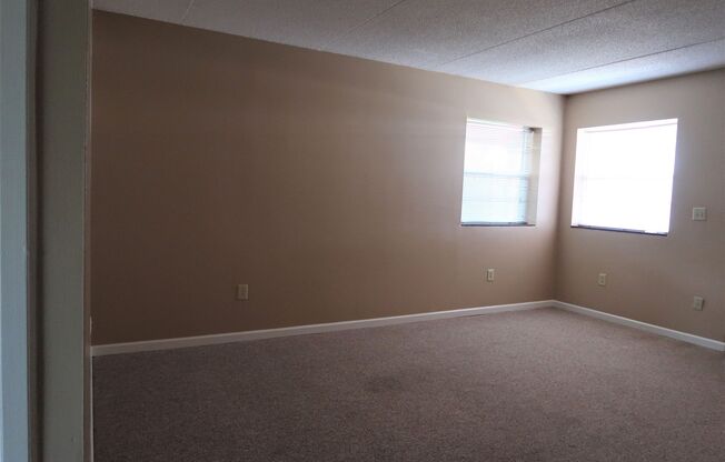 AVAILABLE 8/13/2026 - Highland Hills- -Close to Campus - 2 Bedroom/1 bath Condo. $1800 per month