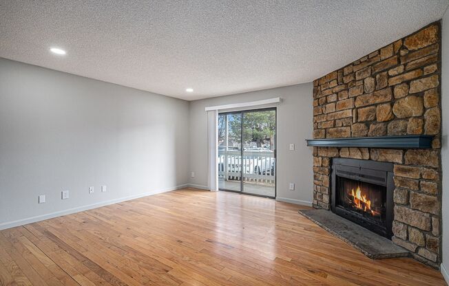 Beautifully Renovated 3-bedroom 2 Bathroom in Robinwood!