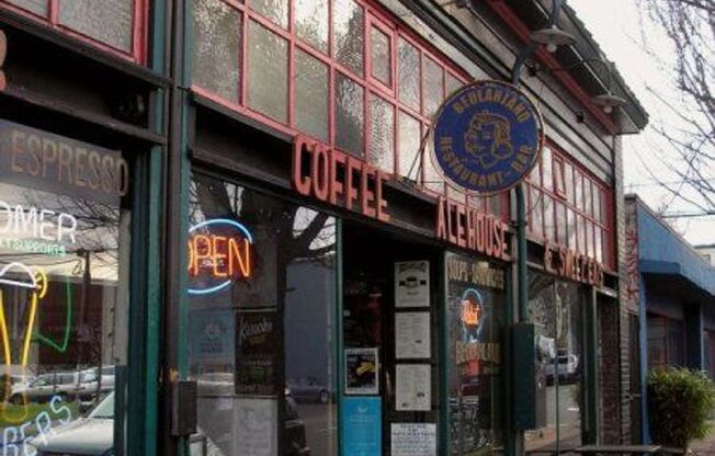 Studio, 1 bath, 551 sqft, $1,600, Unit 025