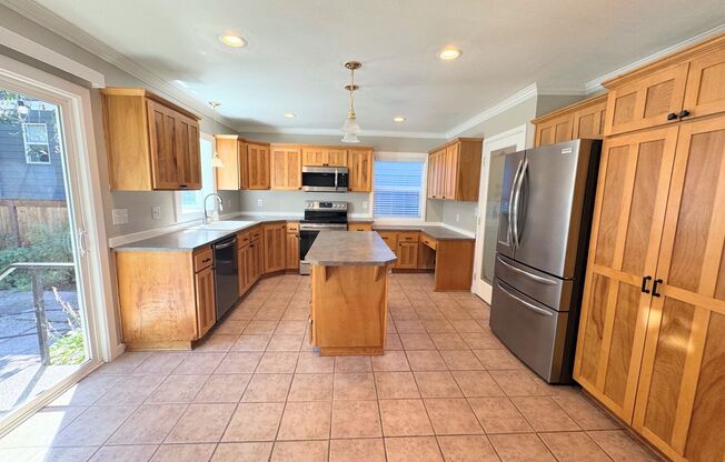 Gardener's Delight 4 Bed, 2.5 Bath House with Beautiful Fenced Backyard