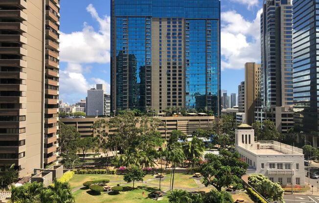 Conveniently Located, Beautifully Updated Condo