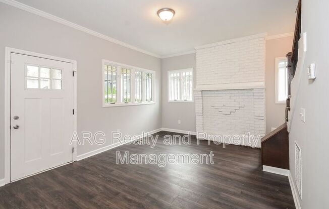 393 ATWOOD ST SW