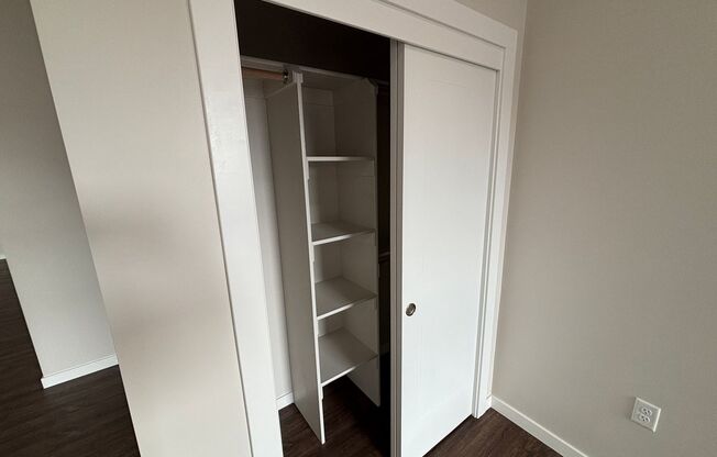 Studio, 1 bath, 660 sqft, $1,495, Unit 424 - S738