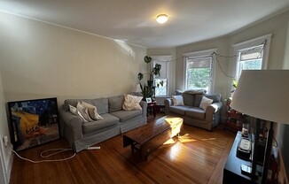 17 HUNNEWELL AVE