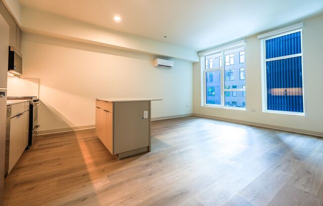 1 bed, 1 bath, 389 sqft, $2,415, Unit 326