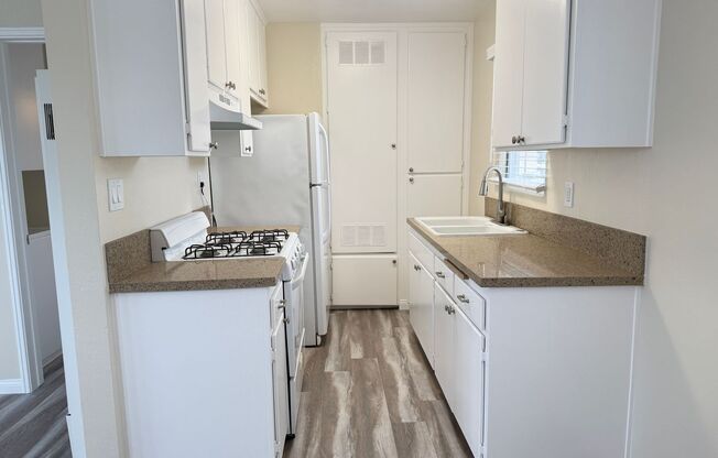 Charming, Refreshed Pacific Beach 1-Bedroom Apartment Home!