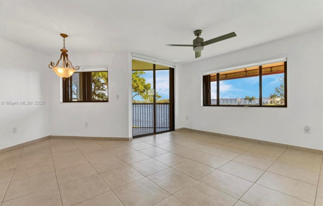 15509 N MIAMI LAKEWAY