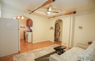 6225 N FRANCISCO