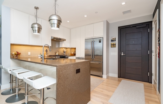 32 Traveler Street