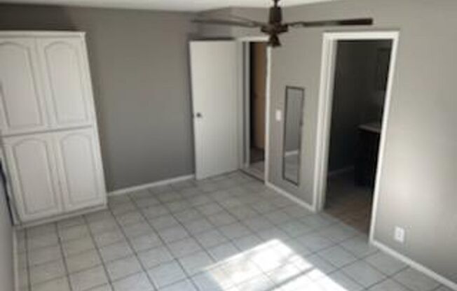 3 beds, 2 baths, $1,750