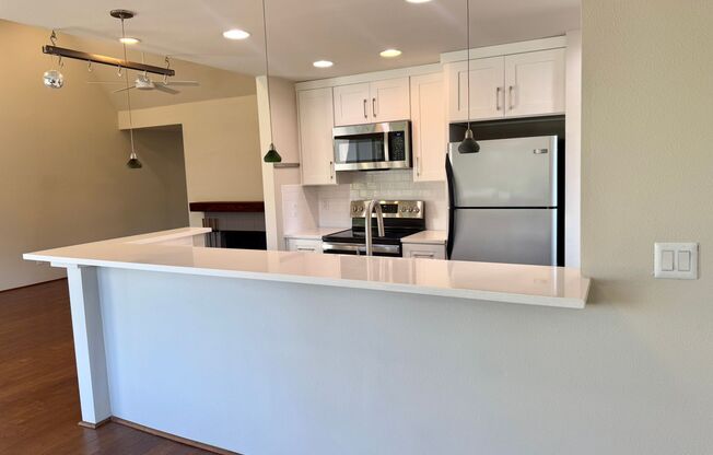 Woodlake Condo!!!