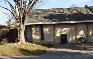 NICE DUPLEX IN CITRUS HEIGHTS OFF ZENITH & ANTELOPE ROAD!