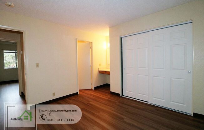 2 beds, 1 bath, 950 sqft, $1,200, Unit Unit 3