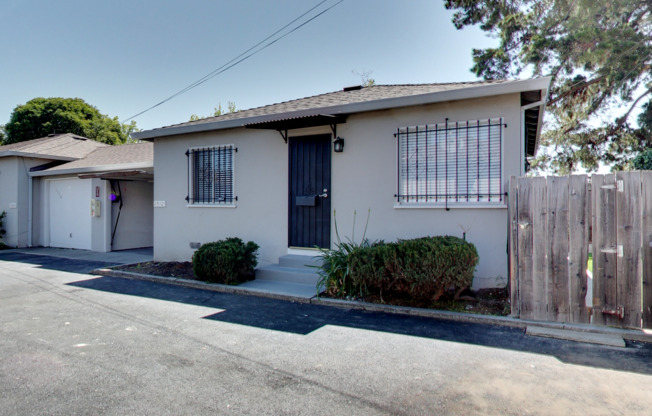 1500 162nd Ave