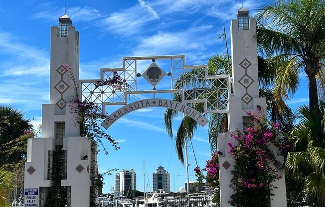 2 beds, 2 baths, $2,750, Unit # 1635