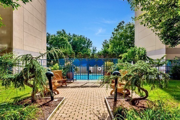 1 bed, 1 bath, 635 sqft, $3,100, Unit 418