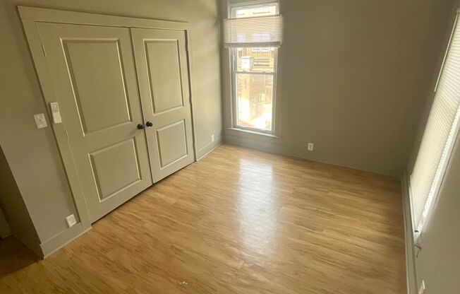 3 beds, 1 bath, $9,785, Unit Apt 3