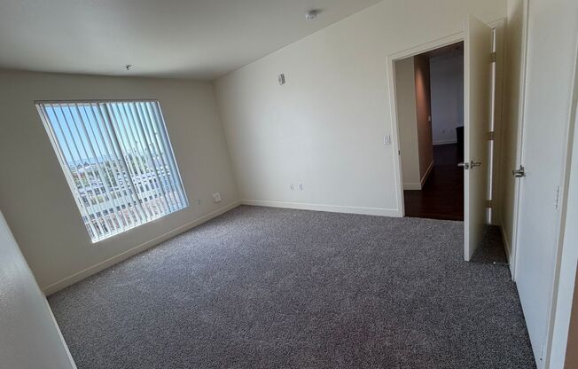 2 beds, 2 baths, 890 sqft, $2,600, Unit 346