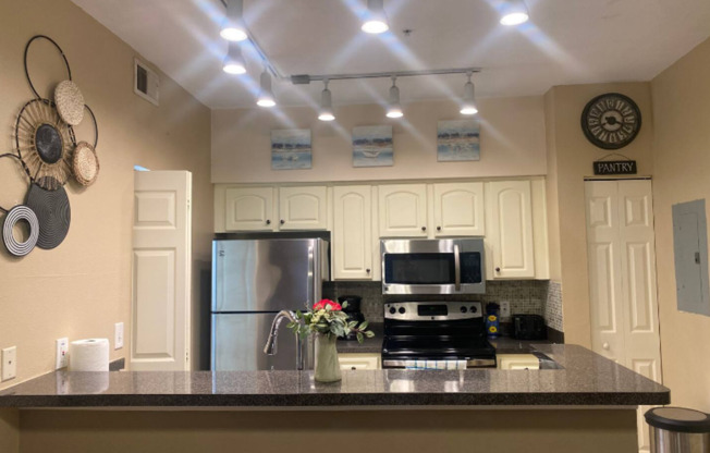 1 bed, 1 bath, $1,800, Unit UNIT 2107