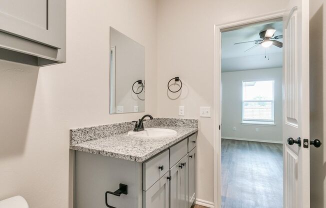 3 beds, 2 baths, 1,200 sqft, $1,545, Unit A - 10539 Lawson Place Rd
