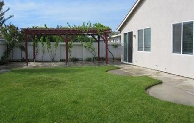 Beautiful Home!  4 bedrooms 2bath.