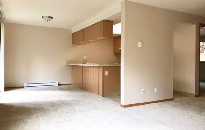 1 bed, 1 bath, 628 sqft, $1,355, Unit 32