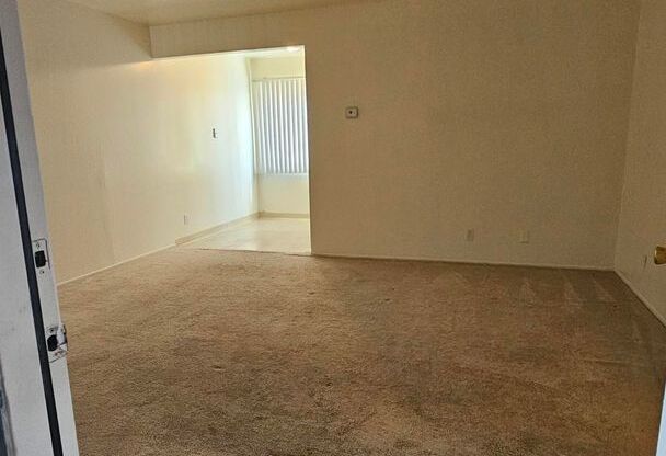 131 - 3385/3391/3395 Monroe St