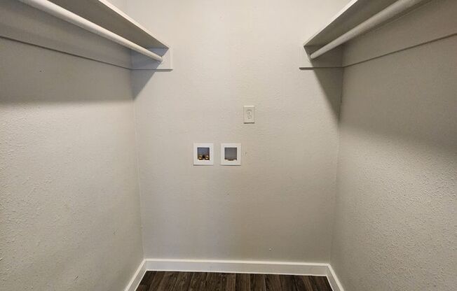 3 beds, 2 baths, 1,256 sqft, $1,500, Unit 06-0602W/D