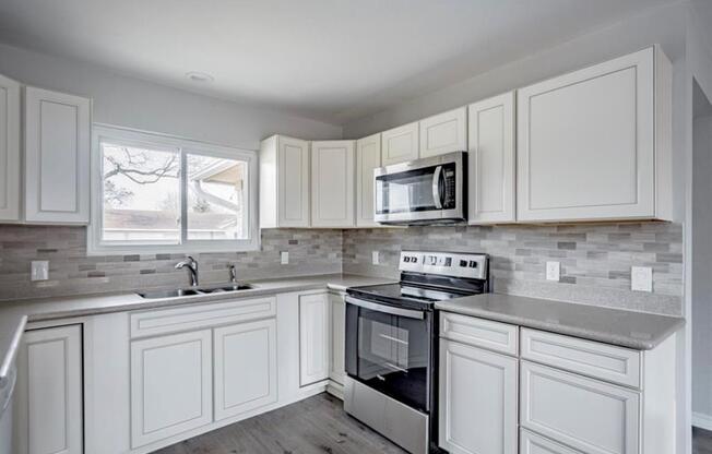 3410 TRUXTON DR