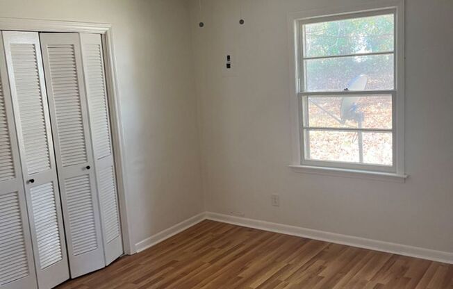 Charming Newly Renovated Duplex in Belmont – Available Now!