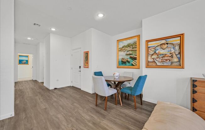 2 beds, 2 baths, $2,100